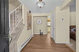 2 Marian Ln, Woonsocket, RI 02895 - Photo 3