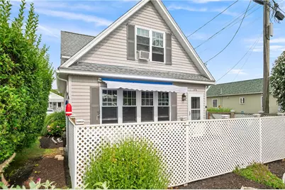 64 Burnside Avenue, Narragansett, RI 02882 - Photo 3