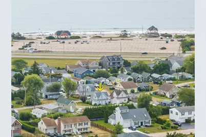 64 Burnside Avenue, Narragansett, RI 02882 - Photo 9