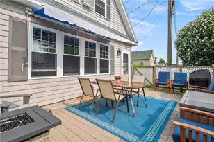 64 Burnside Ave, Narragansett, RI 02882 - Photo 5