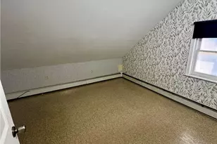 166 Lowell Ave, Providence, RI 02909 - Photo 27