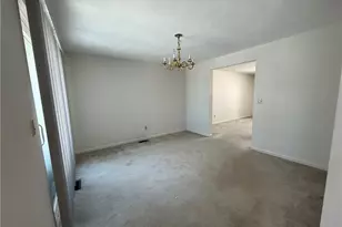 351 New London Ave, Warwick, RI 02886 - Photo 13