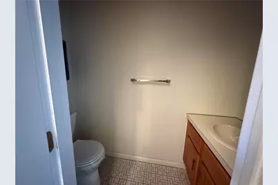 351 New London Avenue #302, Warwick, RI 02886 - Photo 21