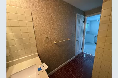 351 New London Avenue #302, Warwick, RI 02886 - Photo 15