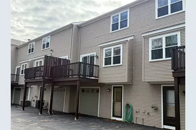 351 New London Avenue #302, Warwick, RI 02886 - Photo 3