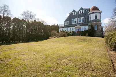 1 Seaview Avenue #5, Newport, RI 02840 - Photo 23