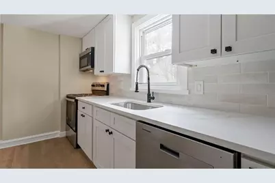 6 Seneca Street, Warwick, RI 02886 - Photo 5