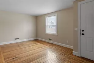 6 Seneca St, Warwick, RI 02886 - Photo 9