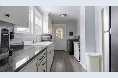 13 Prospect Avenue, Narragansett, RI 02882 - Photo 7