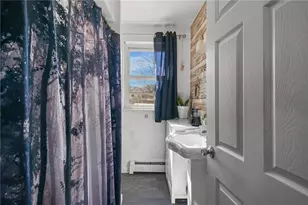 85 Vermont St, Cranston, RI 02920 - Photo 19