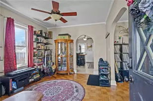 85 Vermont St, Cranston, RI 02920 - Photo 11