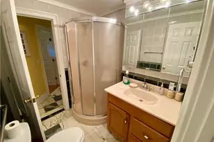 96 Rhode Island Ave, Newport, RI 02840 - Photo 5