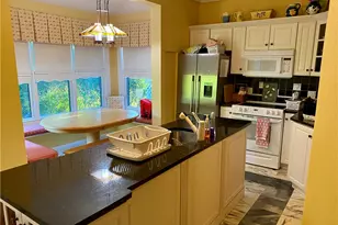 96 Rhode Island Ave, Newport, RI 02840 - Photo 19