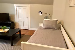 96 Rhode Island Ave, Newport, RI 02840 - Photo 17