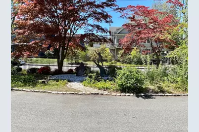 96 Rhode Island Avenue #6, Newport, RI 02840 - Photo 19