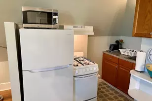 96 Rhode Island Ave, Newport, RI 02840 - Photo 9