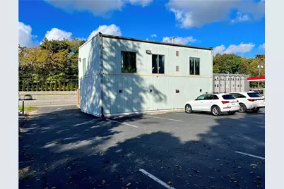 892 Oaklawn Avenue, Cranston, RI 02920 - Photo 3
