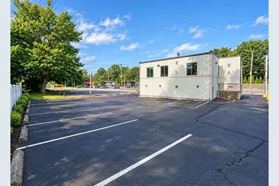 892 Oaklawn Avenue, Cranston, RI 02920 - Photo 3