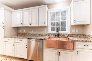 261 Saugatucket Rd, South Kingstown, RI 02879 - Photo 5