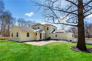 73 Nottingham Dr, Scituate, RI 02831 - Photo 3