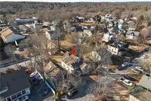 20 Cleveland St, South Kingstown, RI 02879 - Photo 3