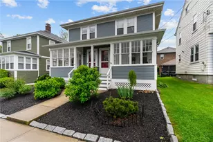 44 Bedlow Ave, Newport, RI 02840 - Photo 3