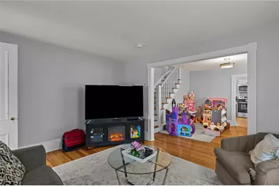 44 Bedlow Avenue, Newport, RI 02840 - Photo 17