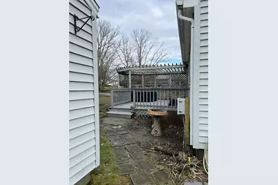 55 Douglas Avenue, Portsmouth, RI 02871 - Photo 31