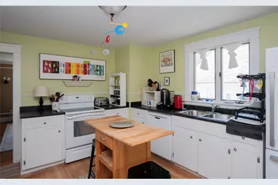 27 Red Cross Avenue, Newport, RI 02840 - Photo 19