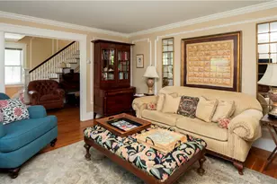 27 Red Cross Ave, Newport, RI 02840 - Photo 9