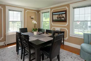 27 Red Cross Ave, Newport, RI 02840 - Photo 13