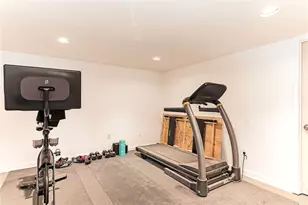 19 Crestview Dr, Westerly, RI 02891 - Photo 27