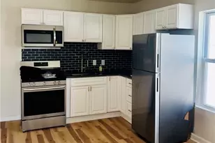 458 Smithfield Ave, Pawtucket, RI 02860 - Photo 13