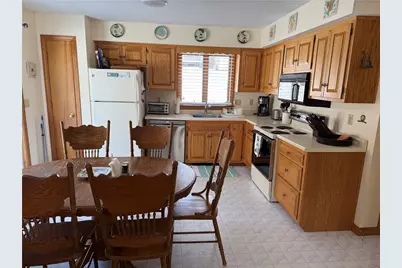 630 Green Hill Beach Road, South Kingstown, RI 02879 - Photo 5