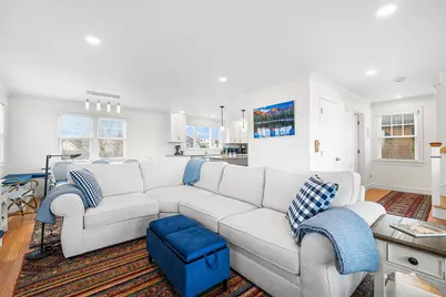 107 Dighton Avenue, Portsmouth, RI 02871 - Photo 7