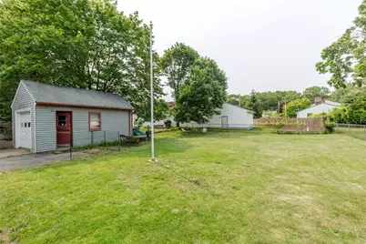 339 Beverage Hill Avenue, Pawtucket, RI 02861 - Photo 47