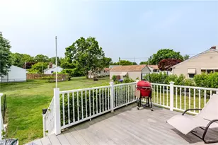 339 Beverage Hill Ave, Pawtucket, RI 02861 - Photo 41