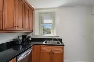 77 Coggeshall Ave, Newport, RI 02840 - Photo 7