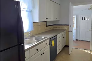 839 Greenwich Ave, Warwick, RI 02886 - Photo 19