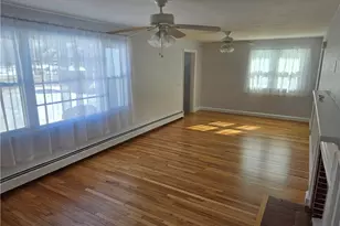 839 Greenwich Ave, Warwick, RI 02886 - Photo 15