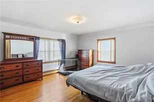 48 Rowley St, Providence, RI 02909 - Photo 25