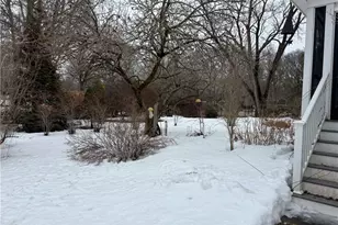 60 Corey Ave, North Kingstown, RI 02852 - Photo 3