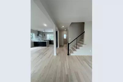 152 Colonial Road #152, Providence, RI 02906 - Photo 13