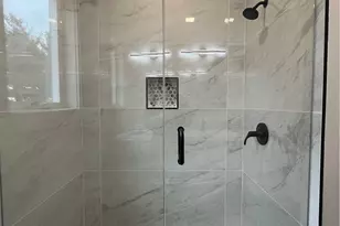 152 Colonial Rd, Providence, RI 02906 - Photo 37