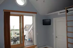 17 Lane 3, Narragansett, RI 02882 - Photo 1