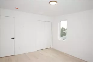 1232 Narragansett Blvd, Cranston, RI 02905 - Photo 21