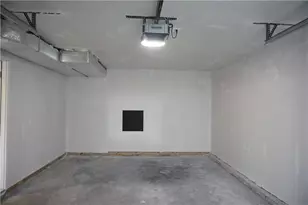 1232 Narragansett Blvd, Cranston, RI 02905 - Photo 43