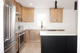 1232 Narragansett Blvd, Cranston, RI 02905 - Photo 9