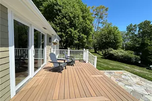 18 Sunset Ln, Portsmouth, RI 02871 - Photo 37