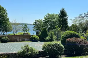 18 Sunset Ln, Portsmouth, RI 02871 - Photo 39